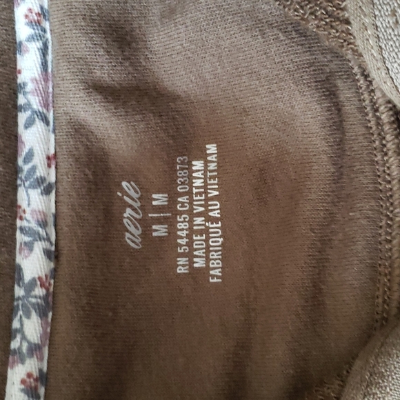 American Eagle cropped 1/2 zip sweater - Picture 2 of 4